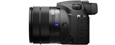 RX10 III mit F2.4-4 großer Blendenöffnung 24-600 mm Zoomobjektiv